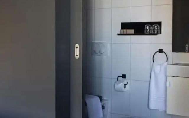 Rey Apartments