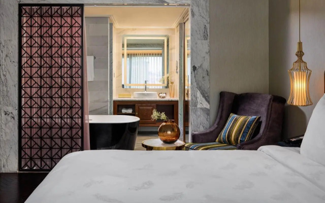 Peridot Grand Luxury Boutique Hotel