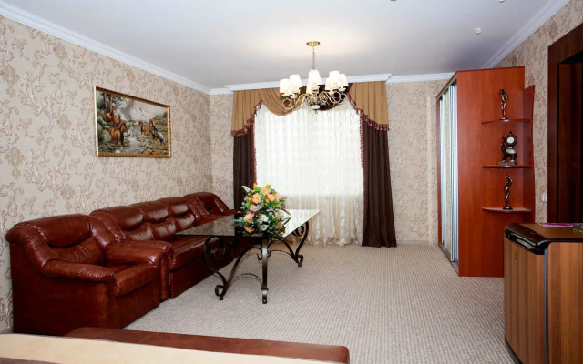 Serebryaniy Taler Hotel