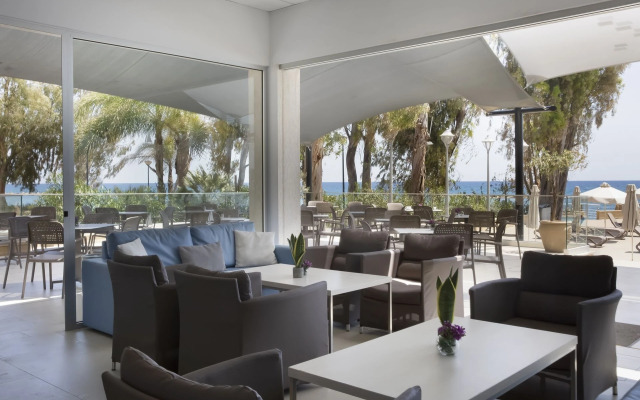 Harmony Bay Hotel