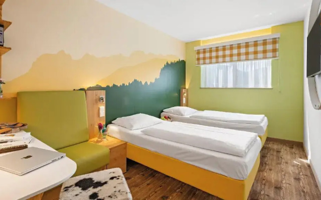 Hey Lou Hotel Piding	