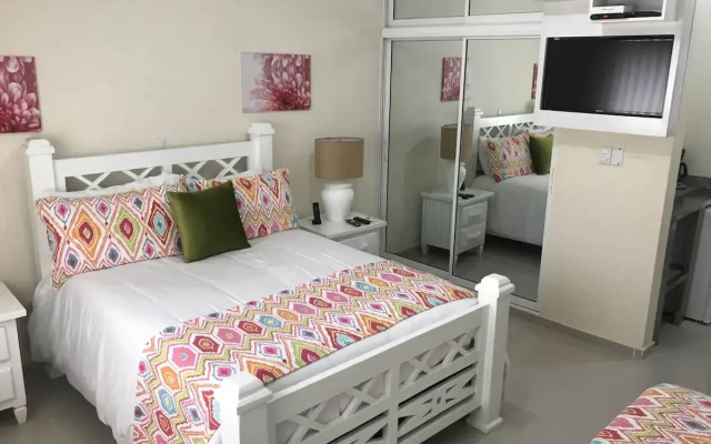 Rancho Guacamayos Hotel 