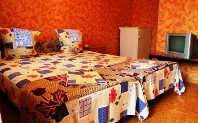 Yuliya Guest House