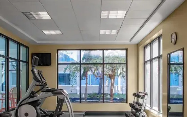 Holiday Inn Hotel & Suites Boston - Peabody by IHG