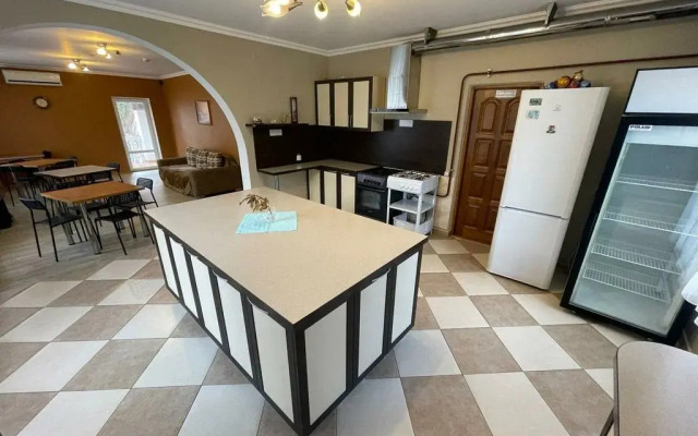 V Krasnoy Polyane Hostel