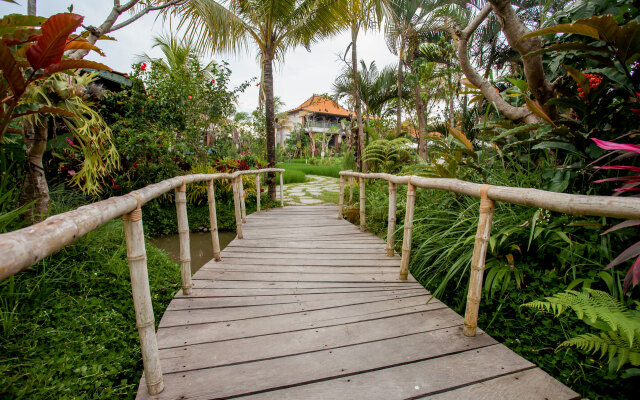 Arya Arkananta Resort and Spa Hotel 