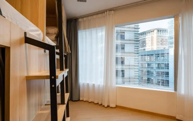 Dayin International Youth Hostel (Shanghai Nanjing East Road;People's Square;The Bund Branch)