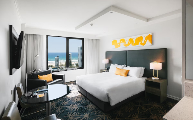voco Gold Coast by IHG