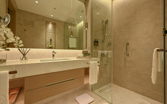 Onyx Rotana