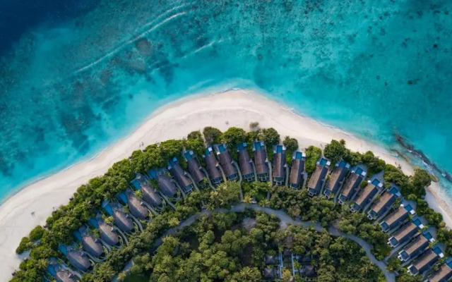 Furaveri Maldives Hotel