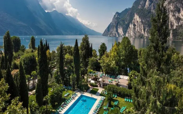 Du Lac et Du Parc Grand Resort
