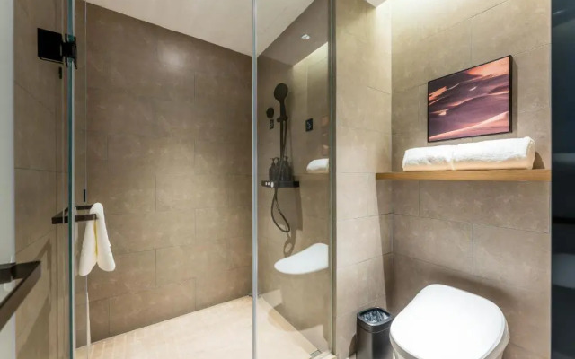 Отель Atour Hotel Youanmenqiao Beijing South Railway Station