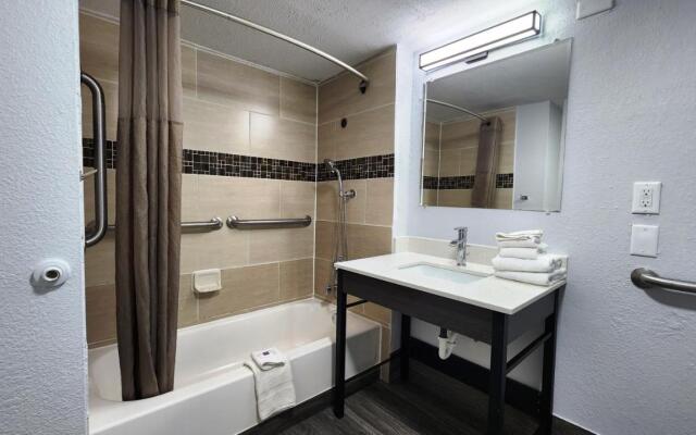 Motel 6 Baytown, TX - Garth Rd