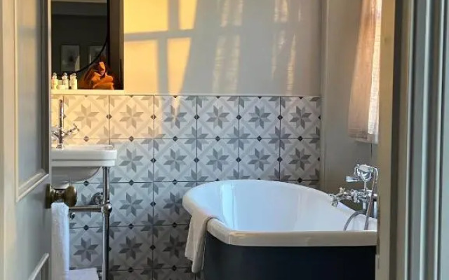 Richmond Hill Hotel