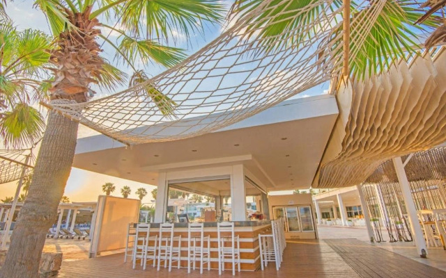 Dome Beach Marina Hotel & Resort