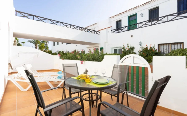 Home2Book Pretty Apartment Costa del Silencio, Pool