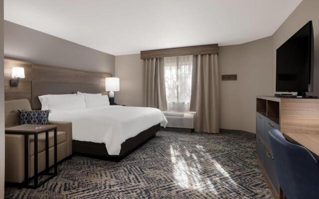 Candlewood Suites Lafayette, an IHG Hotel