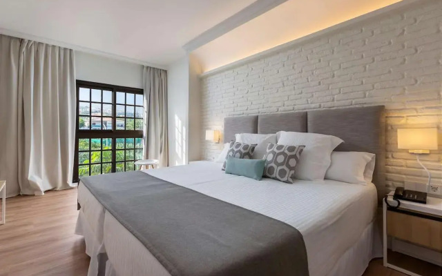 Hotel Diamante Suites Adults Only