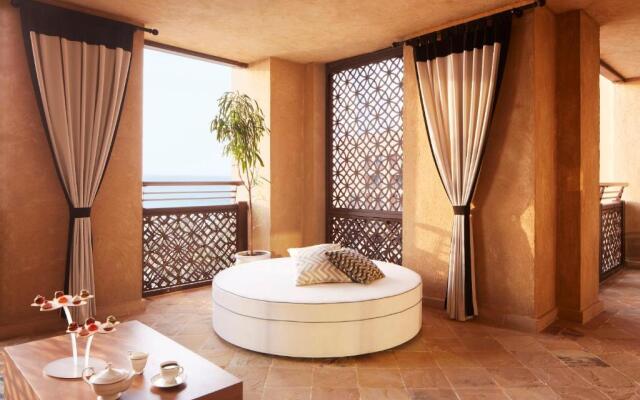Jumeirah Mina Al Salam Hotel