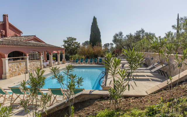 Domaine Rabiega - vineyard and boutique hotel