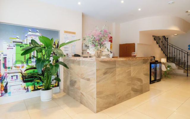 Hotel La City Mercado