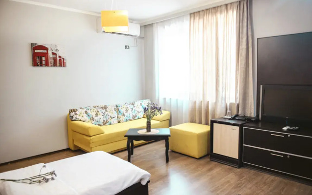 Eagle Hotel