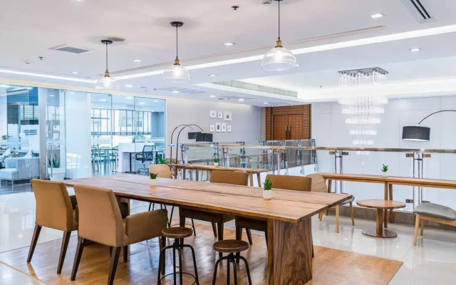 Jasmine Grande Residence