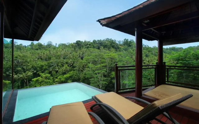 Kupu Kupu Barong Villas and Tree Spa by L'OCCITANE