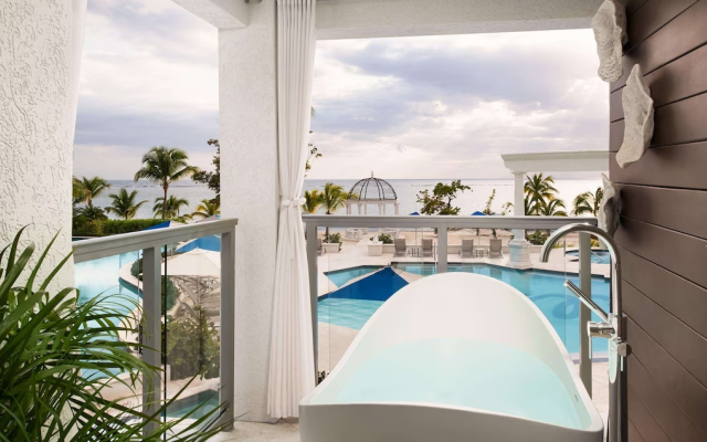 Sandals South Coast