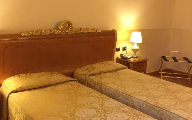 Marconi Hotel