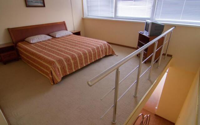 Fort Nox Hotel