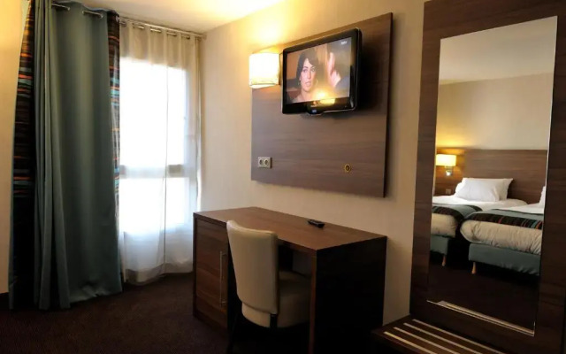 Holiday Inn Paris - Montmartre by IHG