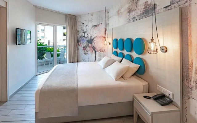 Vangelis Hotel & Suites