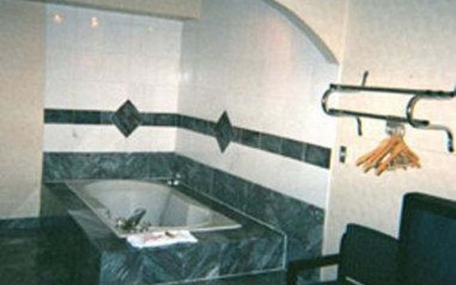 Essence Express Elizabeth EWR Airport