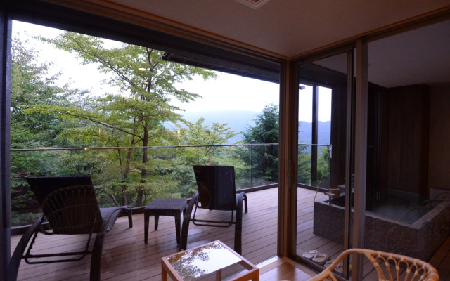 Western Japanese room with mountain view 사진 3