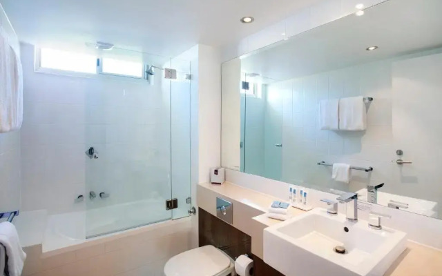 Maison Noosa Beachfront Resort