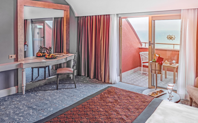 Royal Taj Mahal - All Inclusive
