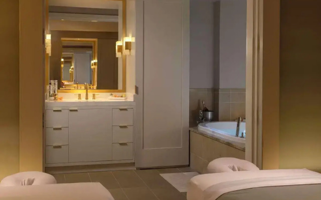 Waldorf Astoria Orlando - An Official Walt Disney World® Hotel
