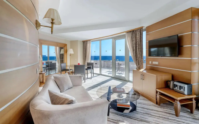 Rixos Sungate - The Land of Legends Access