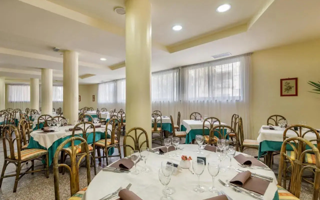 Rina Hotel