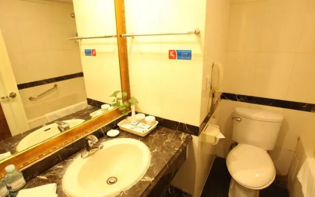 Chongqing Hotel