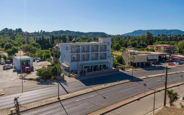 Angela Hotel and Apartments