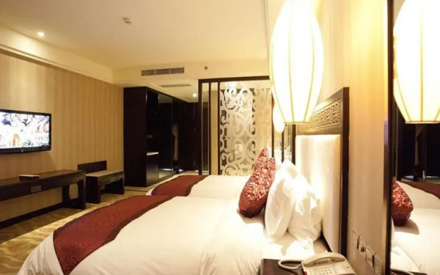 Caston Huanglong Hotel