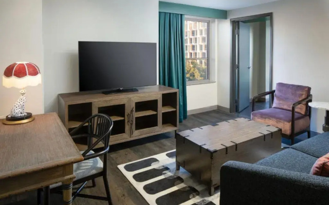 Hotel Tonnelle New Orleans, A Tribute Portfolio Hotel By Marriott