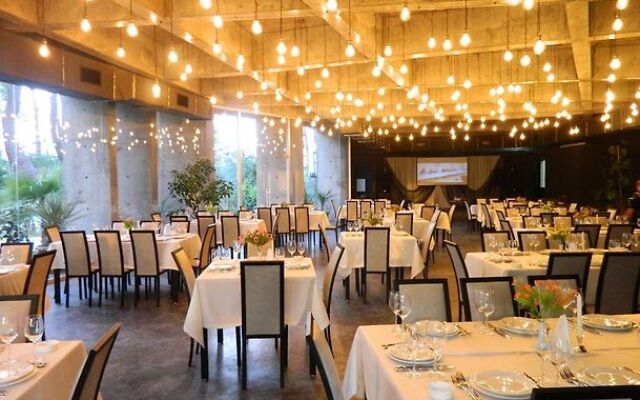 Andamati Hotel