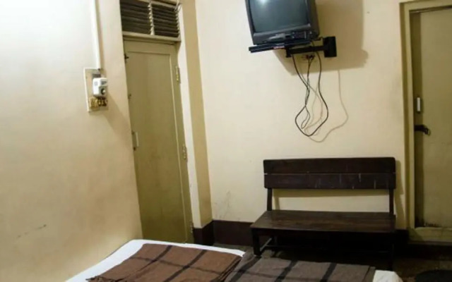 Hotel Kamadhenu