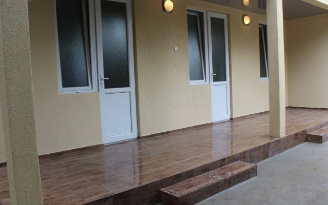V Batumi Guest House