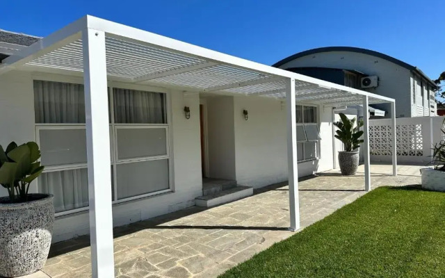 Surf Beach Motel Port