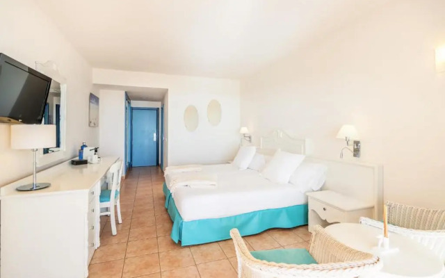 Iberostar Waves Playa Gaviotas -All Inclusive