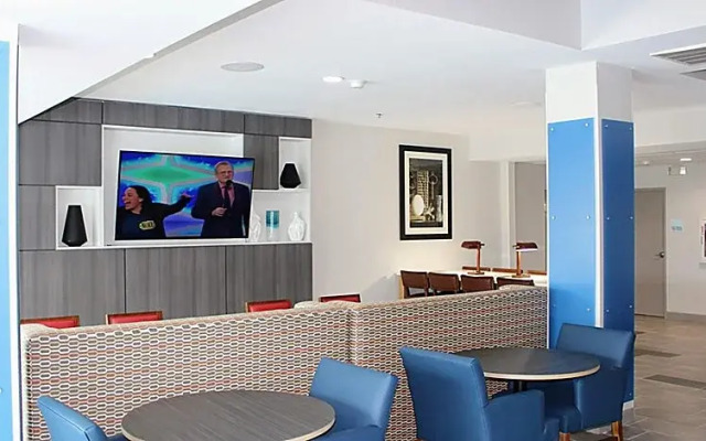 Plaza Inn and Suites